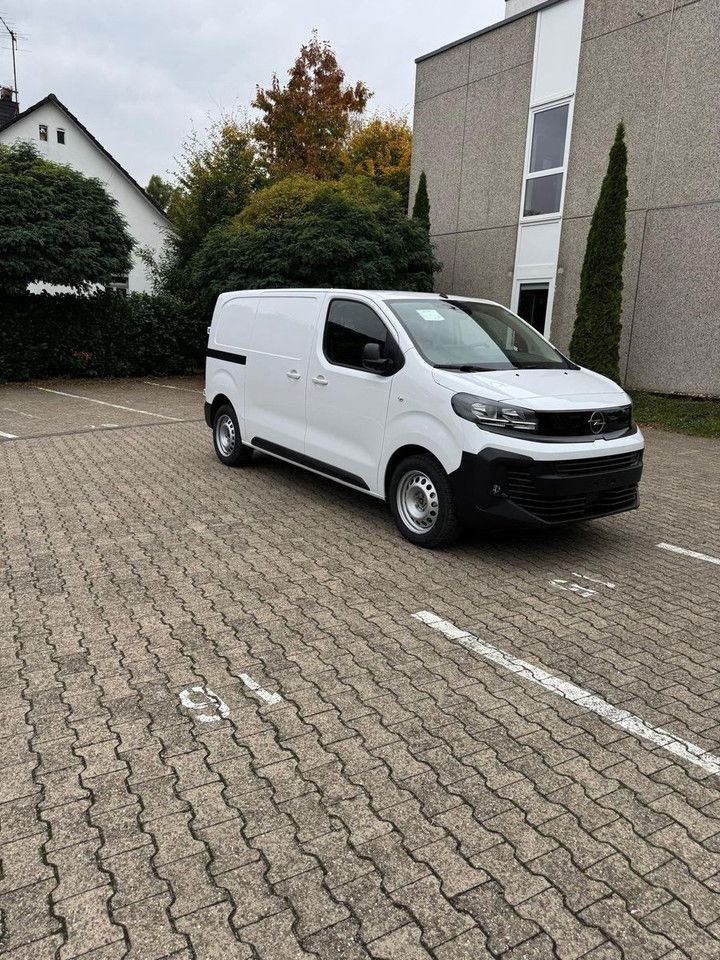 Opel Vivaro L2H1 120 PS - Furgón: foto 2 Opel Vivaro L2H1 120 PS - Furgón: foto 2