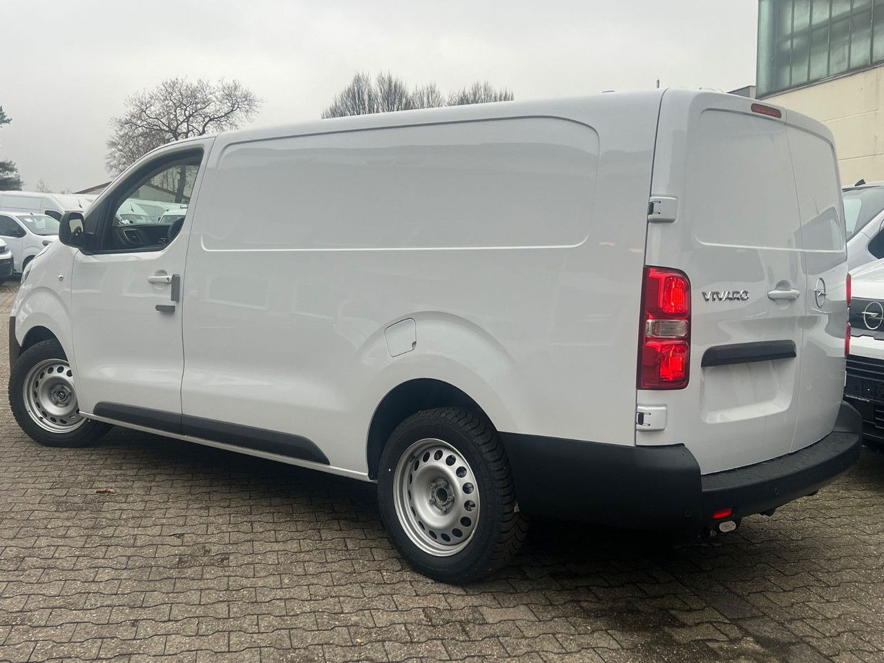 Leasing de Opel Vivaro L3H1 144 PS Schalter Allwetter AHK Rückfa Opel Vivaro L3H1 144 PS Schalter Allwetter AHK Rückfa: foto 7 Leasing de Opel Vivaro L3H1 144 PS Schalter Allwetter AHK Rückfa Opel Vivaro L3H1 144 PS Schalter Allwetter AHK Rückfa: foto 7
