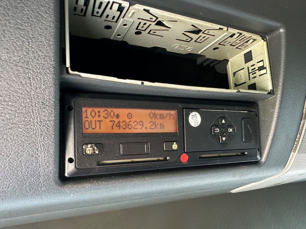 Cabeza tractora MAN TGX 18.460 XXL Intarder/Standklima: foto 11