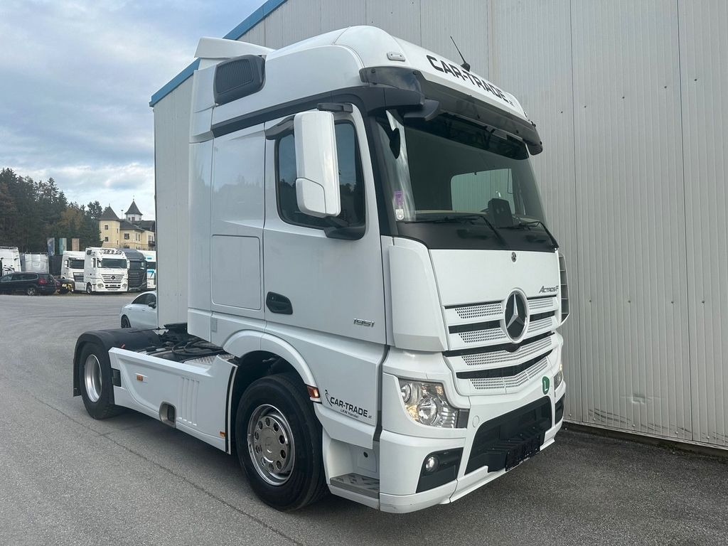 Mercedes-Benz Actros 1851 BigSpace Hydr. - Cabeza tractora: foto 2 Mercedes-Benz Actros 1851 BigSpace Hydr. - Cabeza tractora: foto 2