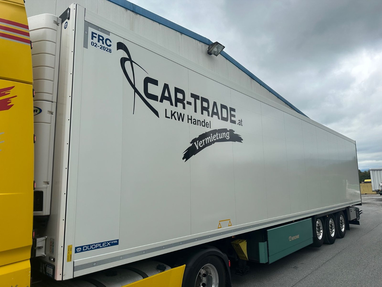 Krone SDR 27 Vector 1550 Doppelstock/Blumenbreit - Semirremolque caja cerrada: foto 1 Krone SDR 27 Vector 1550 Doppelstock/Blumenbreit - Semirremolque caja cerrada: foto 1