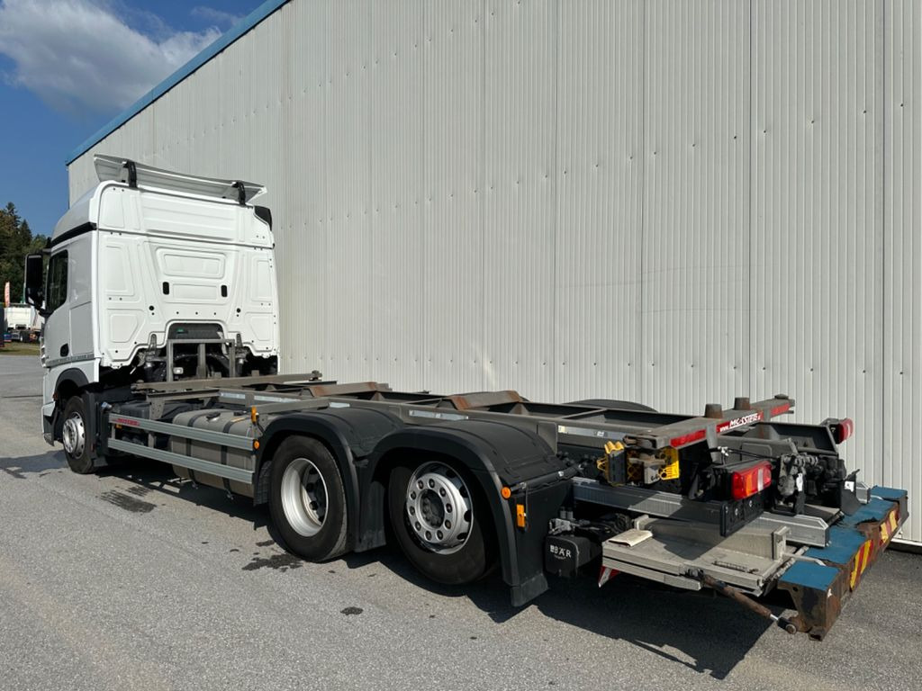 Mercedes-Benz Actros 2545 2T LBW - Camión portacontenedore/ Intercambiable: foto 3 Mercedes-Benz Actros 2545 2T LBW - Camión portacontenedore/ Intercambiable: foto 3
