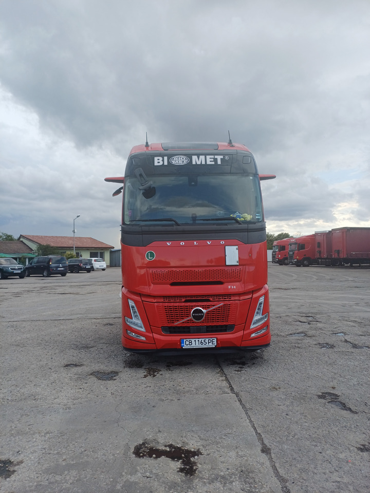 VOLVO FH 460T 4x2T , AERO , 3 PIECES - Cabeza tractora: foto 3 VOLVO FH 460T 4x2T , AERO , 3 PIECES - Cabeza tractora: foto 3
