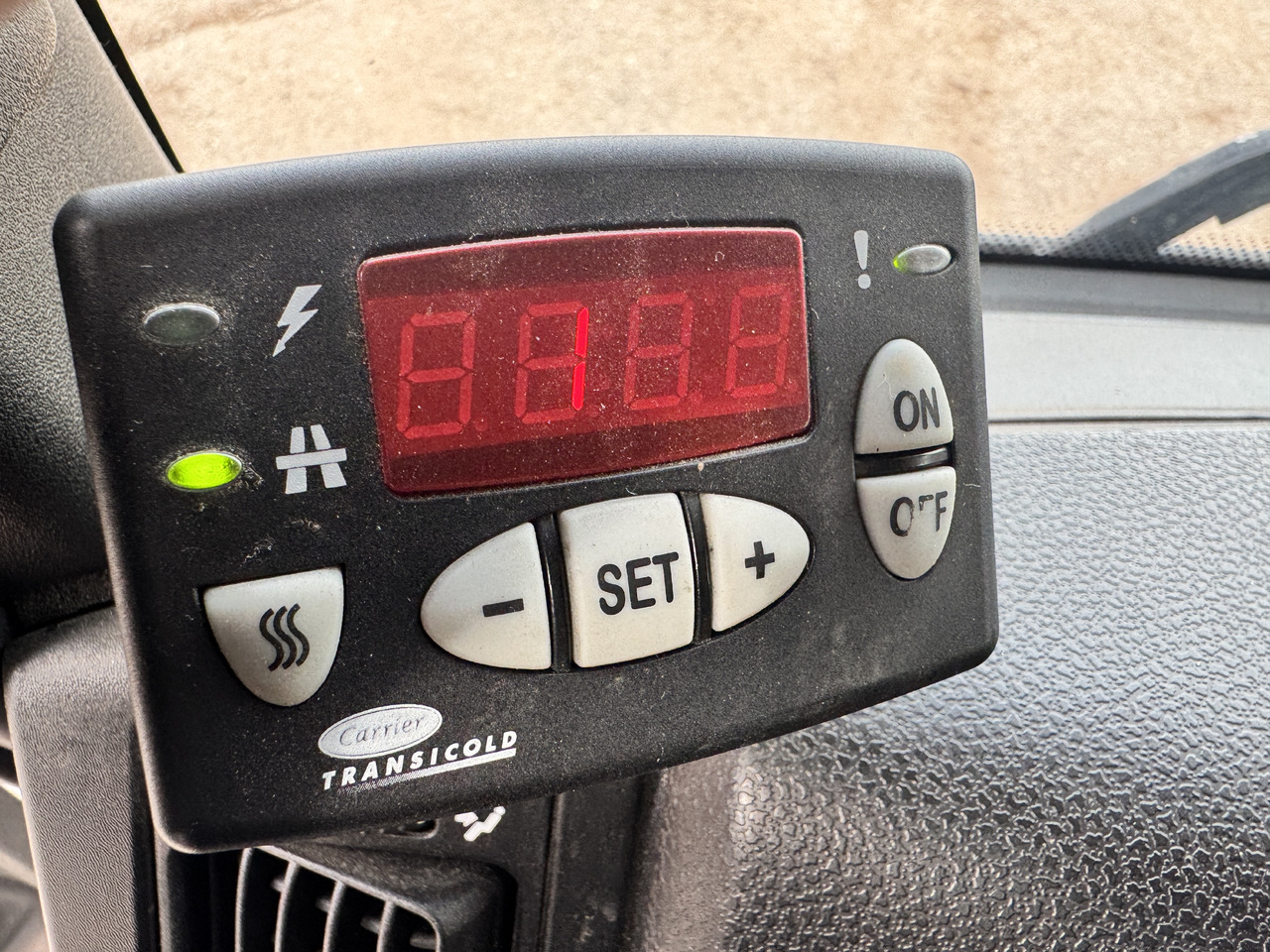 Leasing de IVECO 80E190 Eurocargo Kühlkoffer (Partikelfilter defekt) IVECO 80E190 Eurocargo Kühlkoffer (Partikelfilter defekt): foto 14