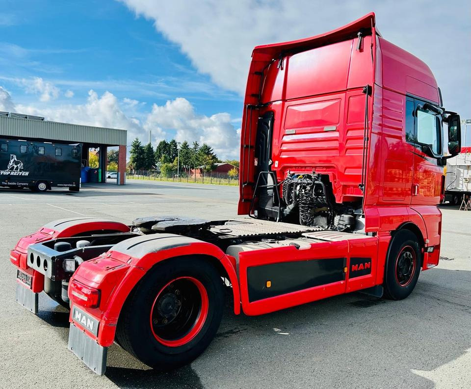 MAN TGX 18.500 4x2 LLS + XXL + Leder + Autom. + Voll-Verkleidung - Cabeza tractora: foto 5 MAN TGX 18.500 4x2 LLS + XXL + Leder + Autom. + Voll-Verkleidung - Cabeza tractora: foto 5