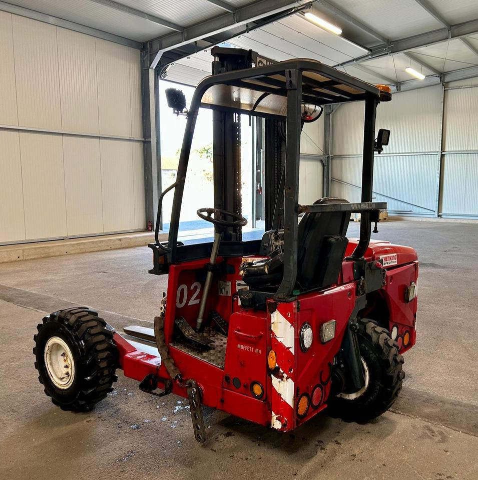 Leasing de  Moffett M4-25.3 + Ausschubzinken + gr. Reifen + 3 mtr. + Turbo Moffett M4-25.3 + Ausschubzinken + gr. Reifen + 3 mtr. + Turbo: foto 8 Leasing de  Moffett M4-25.3 + Ausschubzinken + gr. Reifen + 3 mtr. + Turbo Moffett M4-25.3 + Ausschubzinken + gr. Reifen + 3 mtr. + Turbo: foto 8