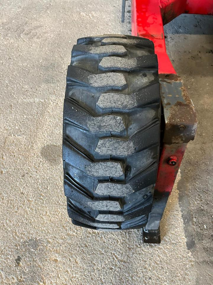 Leasing de  Moffett M4-25.3 + Ausschubzinken + gr. Reifen + 3 mtr. + Turbo Moffett M4-25.3 + Ausschubzinken + gr. Reifen + 3 mtr. + Turbo: foto 14 Leasing de  Moffett M4-25.3 + Ausschubzinken + gr. Reifen + 3 mtr. + Turbo Moffett M4-25.3 + Ausschubzinken + gr. Reifen + 3 mtr. + Turbo: foto 14