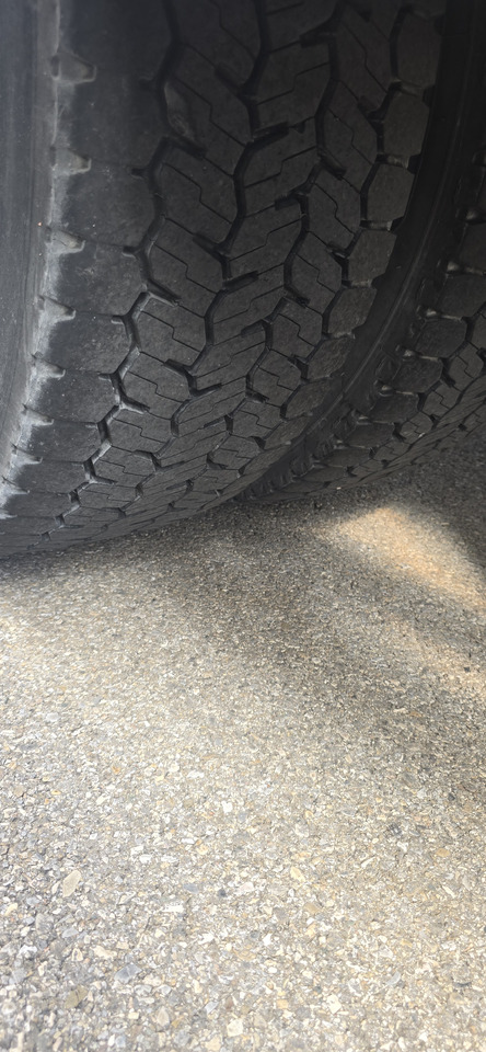 RENAULT  - Camión frigorífico: foto 5 RENAULT  - Camión frigorífico: foto 5