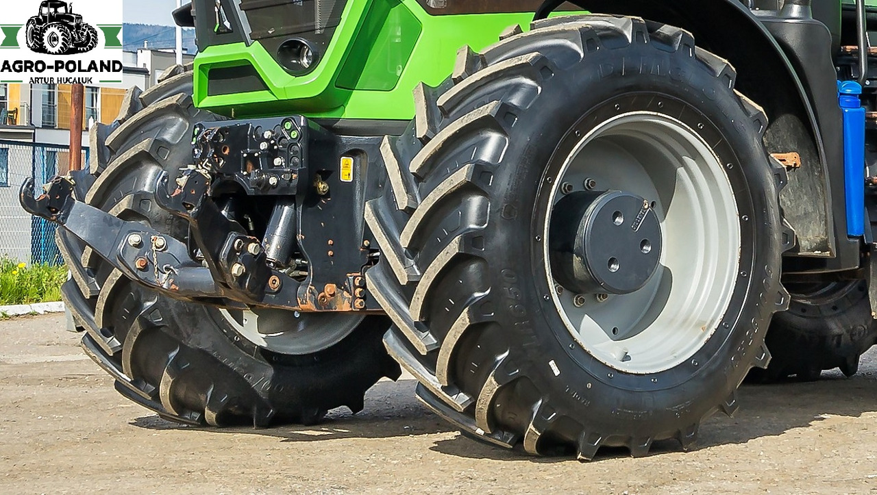 DEUTZ-FAHR 9340 TTV - 2016 - GPS - AUTOPILOT - Tractor: foto 4 DEUTZ-FAHR 9340 TTV - 2016 - GPS - AUTOPILOT - Tractor: foto 4