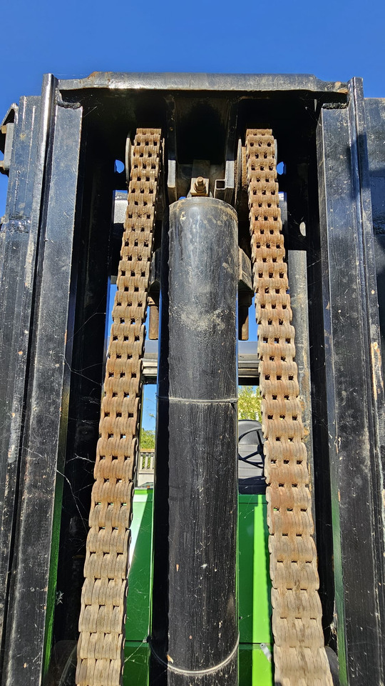 CATERPILLAR V330B - Carretilla todo terreno: foto 3 CATERPILLAR V330B - Carretilla todo terreno: foto 3