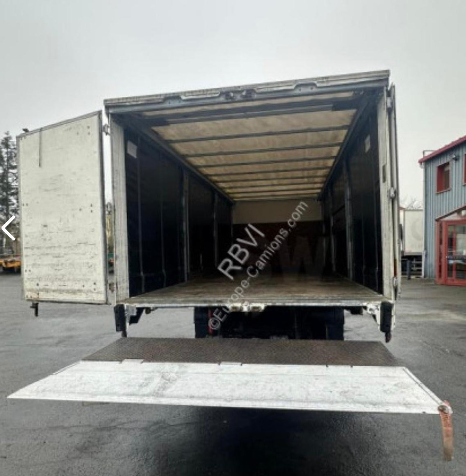 RENAULT MIDLUM 12.220 - Camión lona: foto 3 RENAULT MIDLUM 12.220 - Camión lona: foto 3