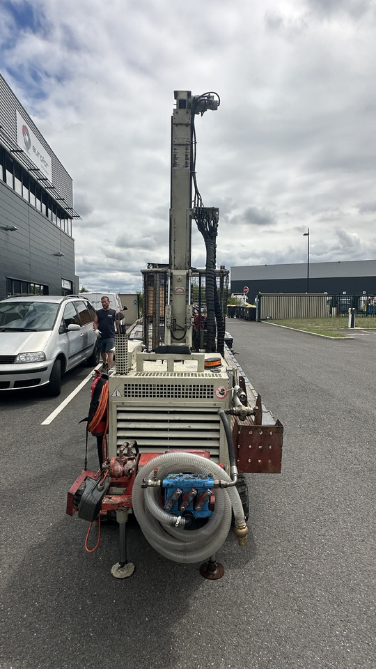 Comacchio GEO 205 - Perforadora: foto 4 Comacchio GEO 205 - Perforadora: foto 4