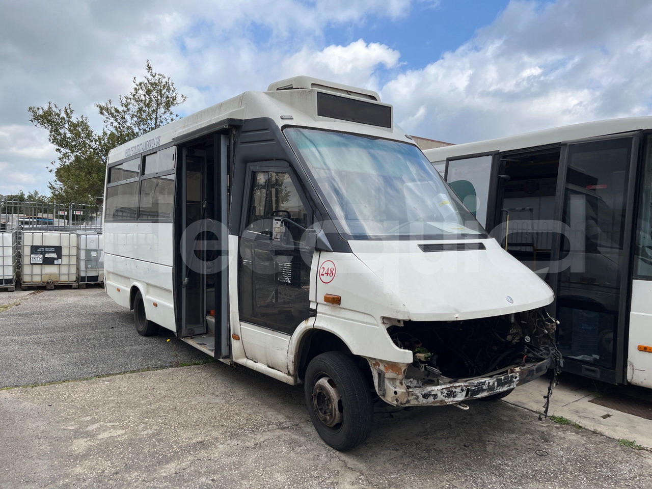 Mercedes-Benz 414T - Minibús, Furgoneta de pasajeros: foto 1 Mercedes-Benz 414T - Minibús, Furgoneta de pasajeros: foto 1