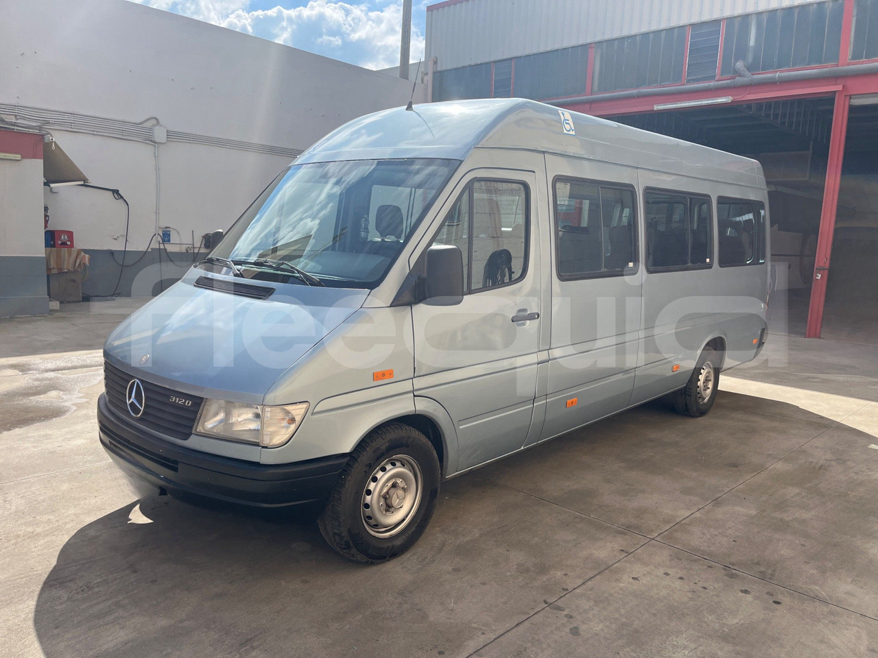 Mercedes-Benz Sprinter - Minibús, Furgoneta de pasajeros: foto 4 Mercedes-Benz Sprinter - Minibús, Furgoneta de pasajeros: foto 4
