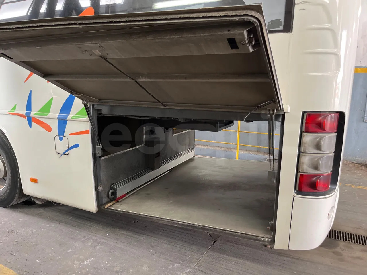 Autocar Volvo B12: foto 7