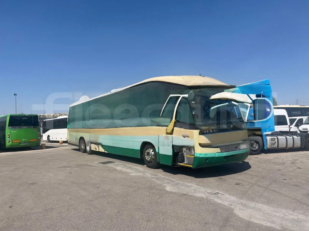 Volvo B12B - Autocar: foto 1 Volvo B12B - Autocar: foto 1