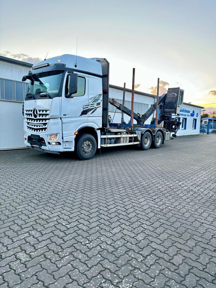 Mercedes Arocs 3358 L 6x4 Radstand 4500 Arocs 3358 L 6x4 Blatt-Luft Gefedert - Camión forestal: foto 4 Mercedes Arocs 3358 L 6x4 Radstand 4500 Arocs 3358 L 6x4 Blatt-Luft Gefedert - Camión forestal: foto 4