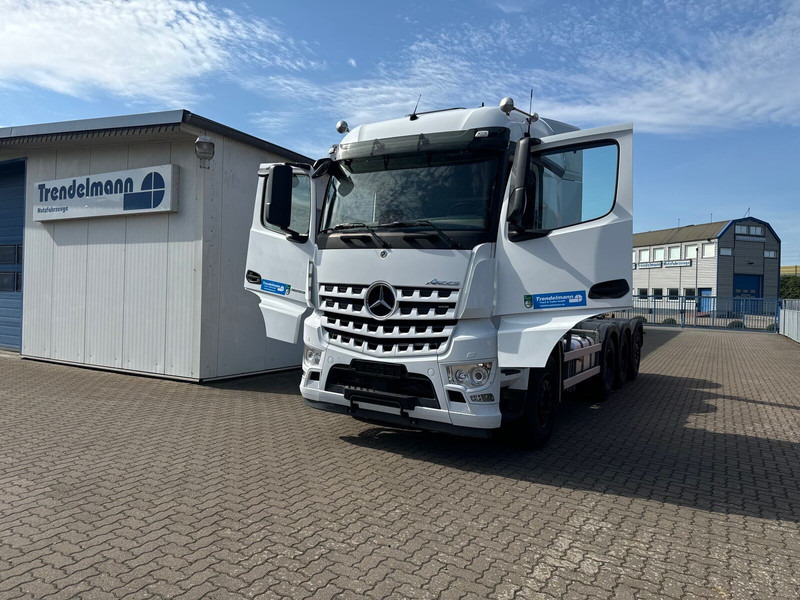 Mercedes-Benz Arocs MP5 3253 8x4 Tridem ARK HIAB 24 to - Camión multibasculante: foto 5 Mercedes-Benz Arocs MP5 3253 8x4 Tridem ARK HIAB 24 to - Camión multibasculante: foto 5