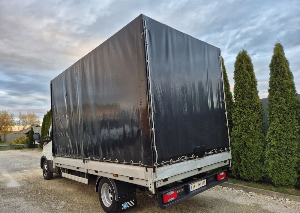 Iveco 35C14 - Furgoneta con caja de lona: foto 3 Iveco 35C14 - Furgoneta con caja de lona: foto 3