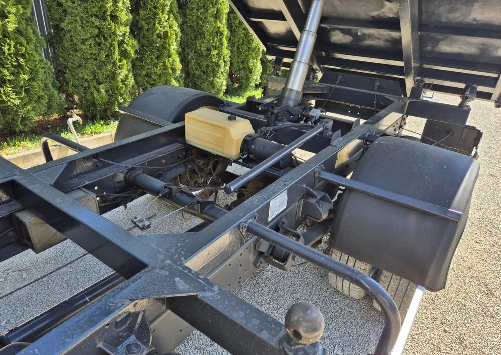 Volquete furgoneta Iveco 35C15 3.0 150KM Wywrotka: foto 14