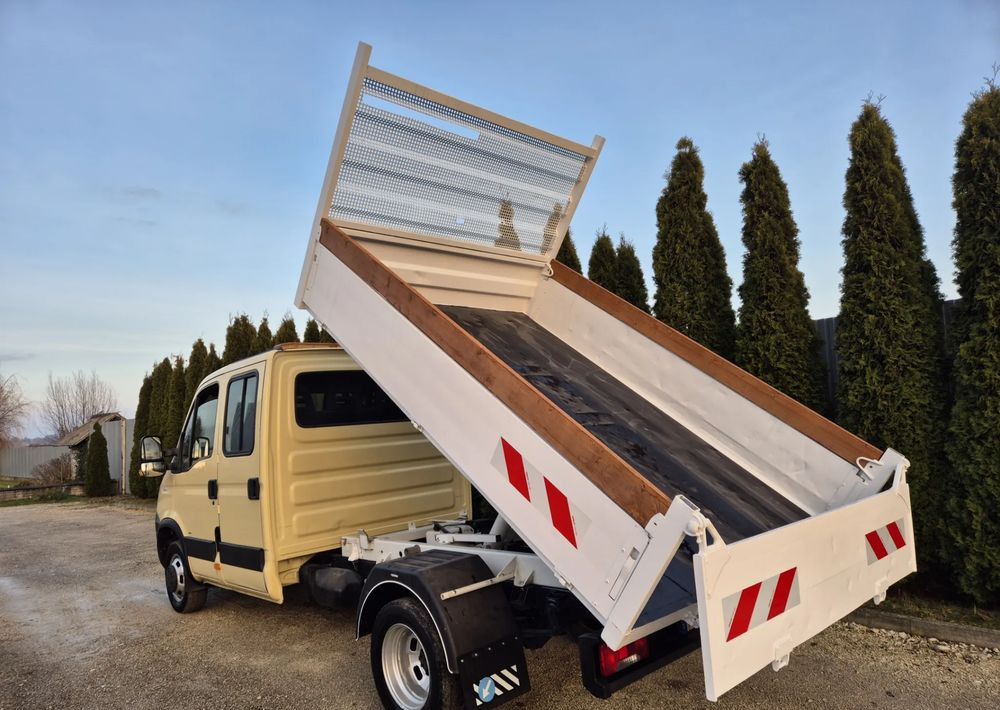 Iveco 50C18 3.0 180KM brygadówka/ - Volquete furgoneta: foto 3 Iveco 50C18 3.0 180KM brygadówka/ - Volquete furgoneta: foto 3