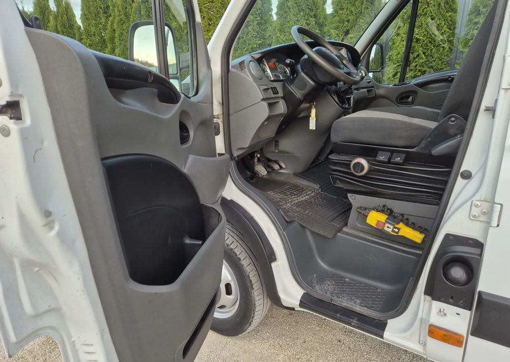 Iveco 50c15 3.0 150KM Brygadówka - Volquete furgoneta: foto 5 Iveco 50c15 3.0 150KM Brygadówka - Volquete furgoneta: foto 5