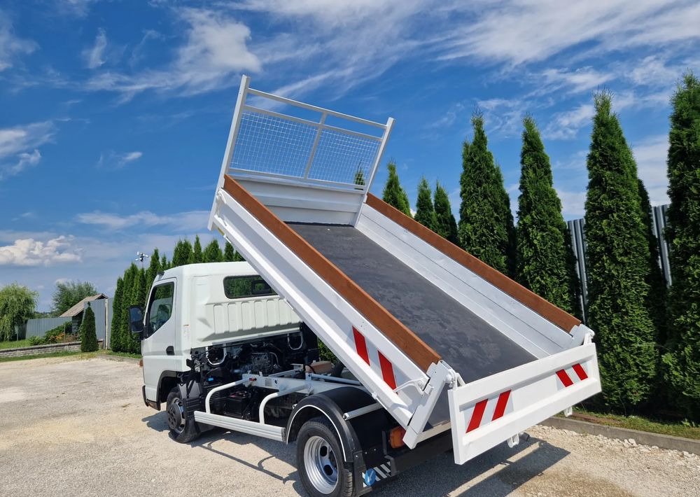 Mitsubishi CANTER 3C13 IVECO 3.0 EURO 5 - Volquete furgoneta: foto 3 Mitsubishi CANTER 3C13 IVECO 3.0 EURO 5 - Volquete furgoneta: foto 3