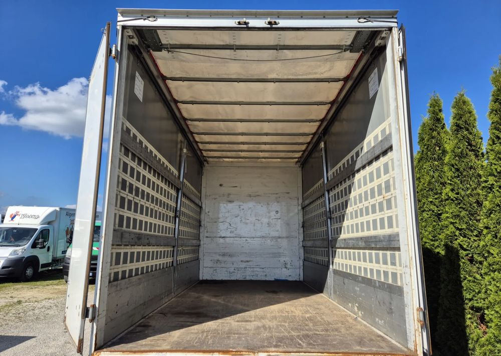 Renault D Gama 3.0Dxi 150KM Iveco  Plandeka - Caja abierta furgoneta: foto 4 Renault D Gama 3.0Dxi 150KM Iveco  Plandeka - Caja abierta furgoneta: foto 4