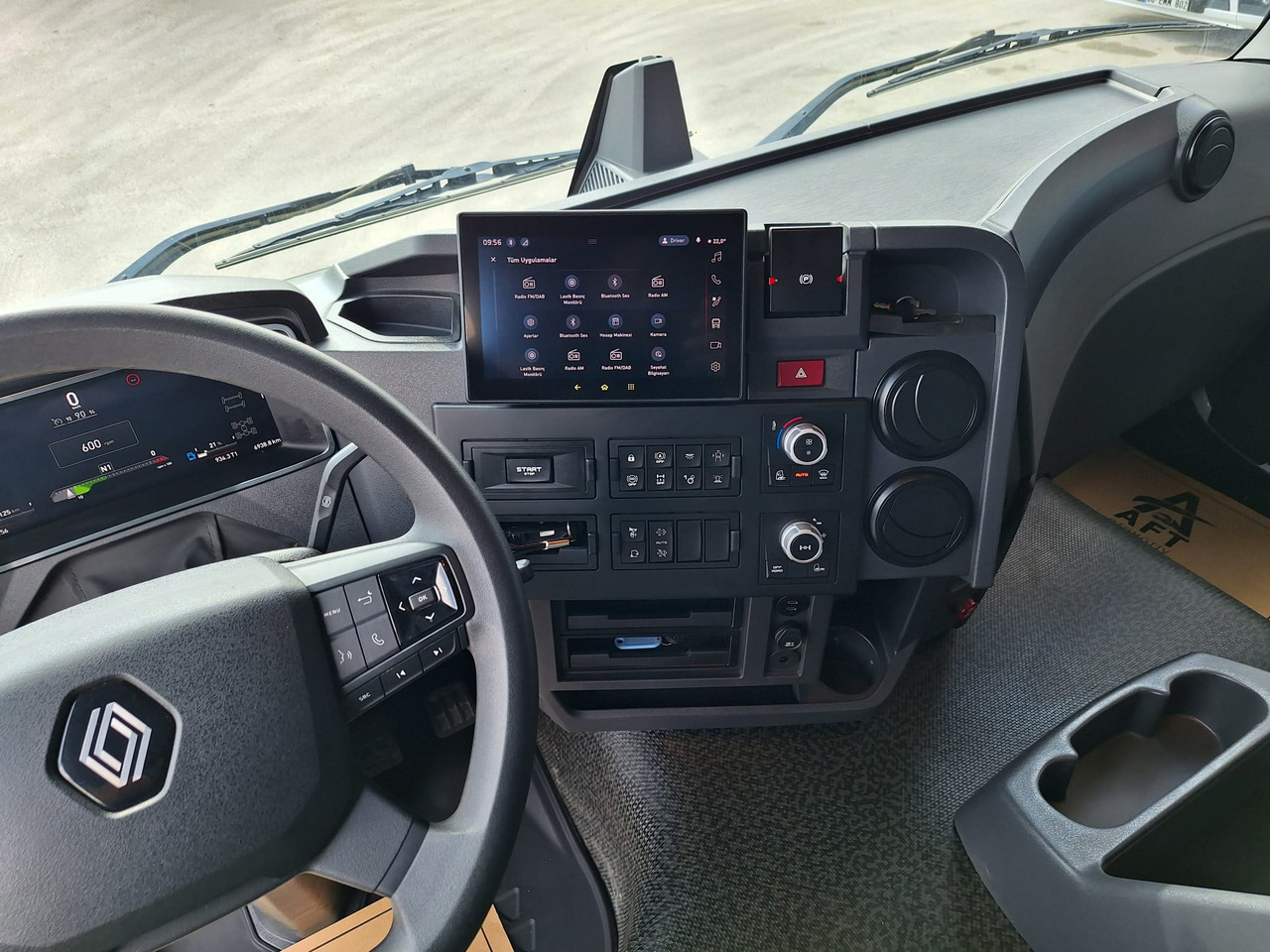 Camión volquete RENAULT K 520: foto 12 Camión volquete RENAULT K 520: foto 12