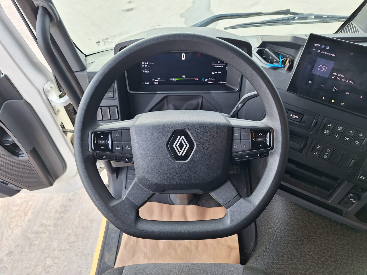 Camión volquete RENAULT K 520: foto 11