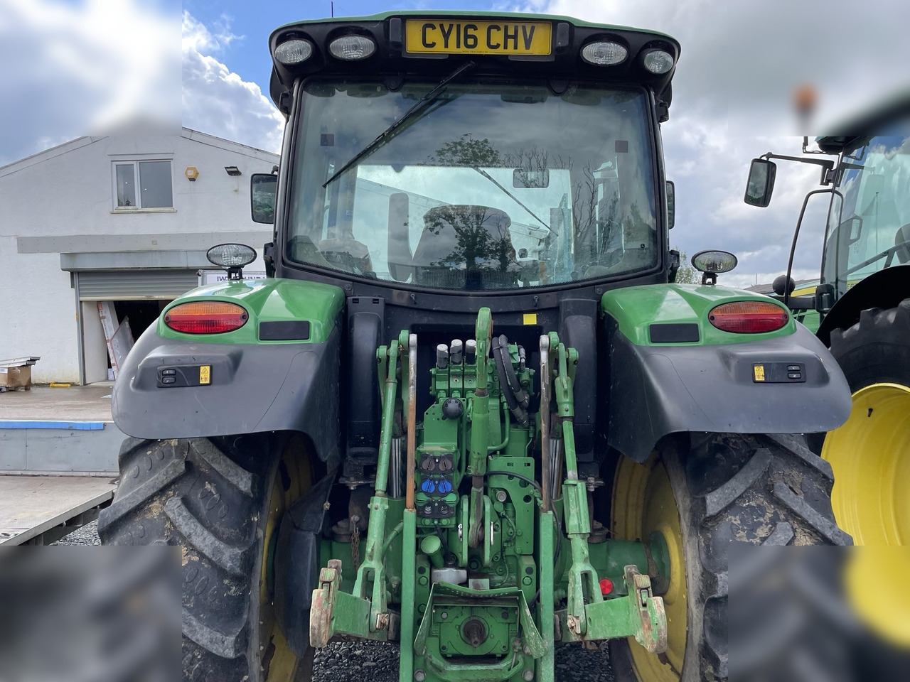 2016 JOHN DEERE 6110R - Tractor: foto 3 2016 JOHN DEERE 6110R - Tractor: foto 3