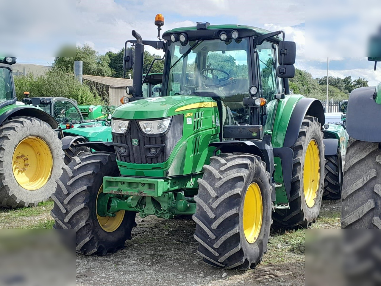 2018 JOHN DEERE 6130M - Tractor: foto 1 2018 JOHN DEERE 6130M - Tractor: foto 1