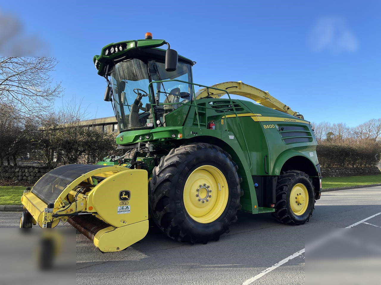 2018 JOHN DEERE 8400 - Cosechadora de forraje: foto 3 2018 JOHN DEERE 8400 - Cosechadora de forraje: foto 3