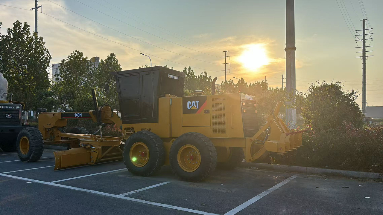 CATERPILLAR 140H used motor grader source supplier - Grader: foto 4 CATERPILLAR 140H used motor grader source supplier - Grader: foto 4