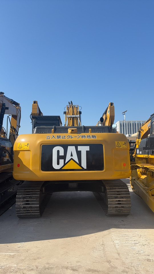 CATERPILLAR 330D2L - Excavadora de cadenas: foto 2 CATERPILLAR 330D2L - Excavadora de cadenas: foto 2