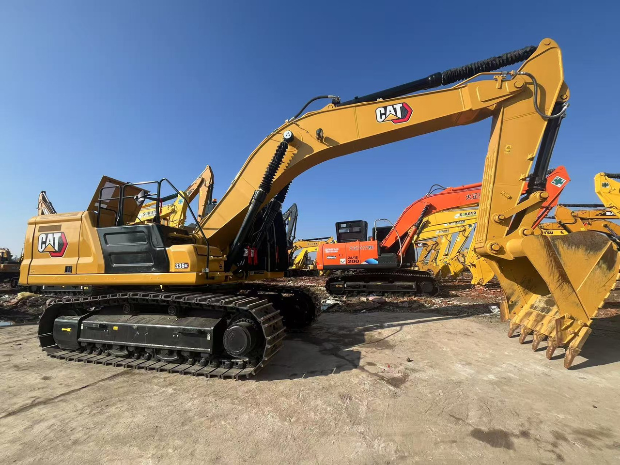 CATERPILLAR 336GC - Excavadora de cadenas: foto 1 CATERPILLAR 336GC - Excavadora de cadenas: foto 1
