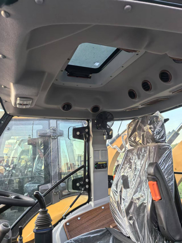 CATERPILLAR 426F new backhoe loader 2025  hot sale jcb - Retroexcavadora: foto 5 CATERPILLAR 426F new backhoe loader 2025  hot sale jcb - Retroexcavadora: foto 5
