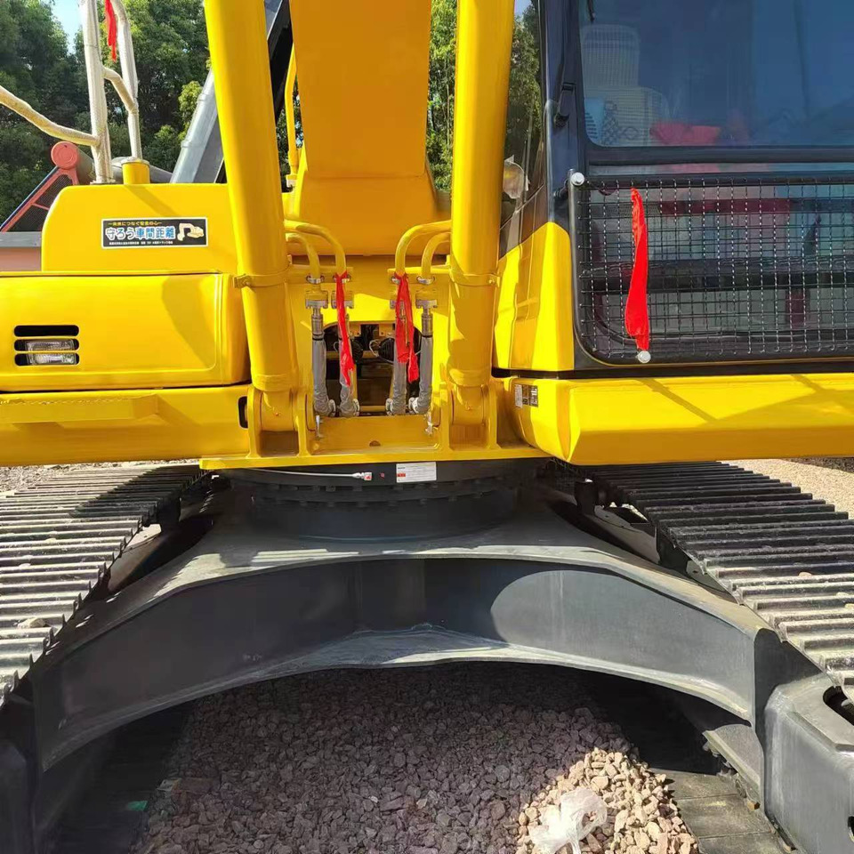 KOMATSU pc200-8N1  used japan brand crawler excavator - Excavadora de cadenas: foto 4 KOMATSU pc200-8N1  used japan brand crawler excavator - Excavadora de cadenas: foto 4