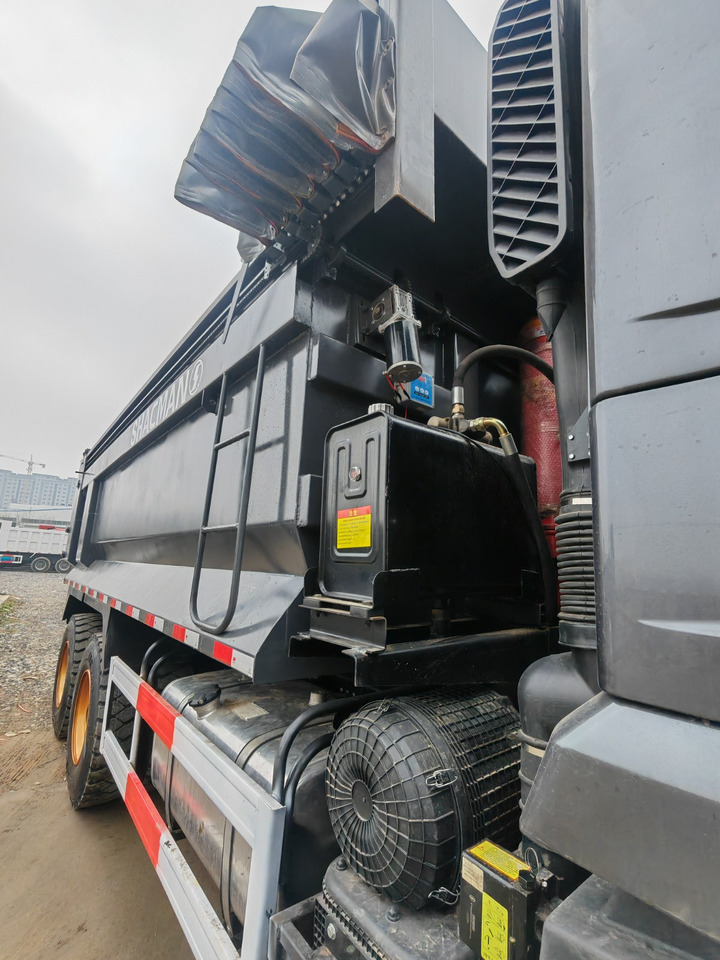 SHACMAN X3000 6x4 dump truck - Dúmper: foto 5 SHACMAN X3000 6x4 dump truck - Dúmper: foto 5