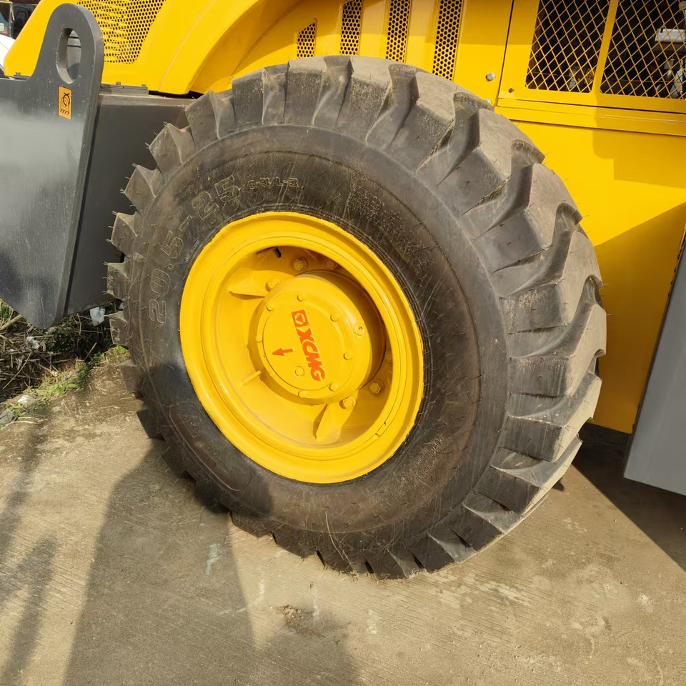 XCMG XS223J used road roller low hours factory price - Compactador: foto 5 XCMG XS223J used road roller low hours factory price - Compactador: foto 5