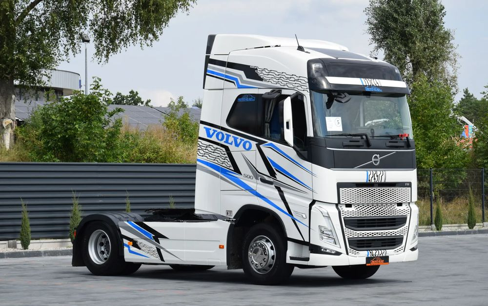Volvo FH500 / EURO 6 / NOWY MODEL / KLIMATYZACJA POSTOJOWA / ACC / LEDY / 2 ZBIORNIKI PALIWA / FULL SPILERY / 2022 / SERWISOWANY / SPROWADZONY - Cabeza tractora: foto 3 Volvo FH500 / EURO 6 / NOWY MODEL / KLIMATYZACJA POSTOJOWA / ACC / LEDY / 2 ZBIORNIKI PALIWA / FULL SPILERY / 2022 / SERWISOWANY / SPROWADZONY - Cabeza tractora: foto 3