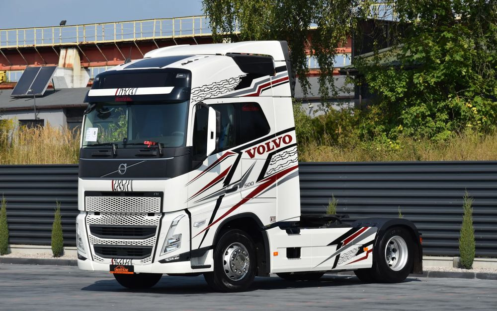 Volvo FH500 / EURO 6 / NOWY MODEL / KLIMATYZACJA POSTOJOWA / ACC / LEDY / 2 ZBIORNIKI PALIWA / FULL SPILERY / 2022 / SERWISOWANY / SPROWADZONY - Cabeza tractora: foto 1 Volvo FH500 / EURO 6 / NOWY MODEL / KLIMATYZACJA POSTOJOWA / ACC / LEDY / 2 ZBIORNIKI PALIWA / FULL SPILERY / 2022 / SERWISOWANY / SPROWADZONY - Cabeza tractora: foto 1