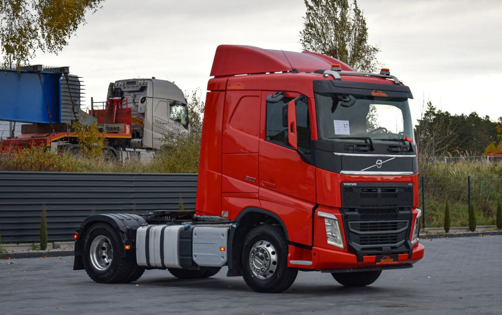 Volvo FH500 / NISKA KABINA / HYDRAULIKA / EURO 6 / ACC / LEDY / ALUFELGI / SERWISOWANY / SPROWADZONY - Cabeza tractora: foto 3 Volvo FH500 / NISKA KABINA / HYDRAULIKA / EURO 6 / ACC / LEDY / ALUFELGI / SERWISOWANY / SPROWADZONY - Cabeza tractora: foto 3