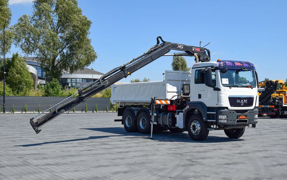 MAN TGS 33.360 / 6x4 / HDS HIAB 122 E-2 HIDUO / STEROWANIE RADIOWE / WYWROTKA / HYDROBURTA / AUTOMAT / KLIMA / TEMPOMAT / KAMERA COFANIA / SPROWADZONY - Camión volquete, Camión grúa: foto 3 MAN TGS 33.360 / 6x4 / HDS HIAB 122 E-2 HIDUO / STEROWANIE RADIOWE / WYWROTKA / HYDROBURTA / AUTOMAT / KLIMA / TEMPOMAT / KAMERA COFANIA / SPROWADZONY - Camión volquete, Camión grúa: foto 3