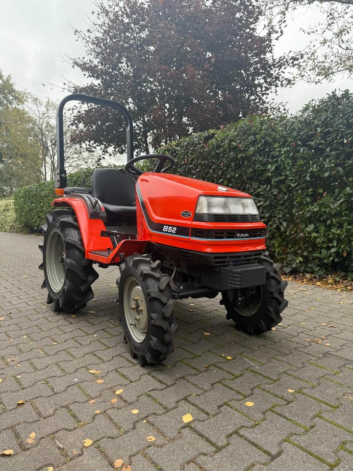 Kleintraktor Kubota B52 ab 49 € pro Monat. - Mini tractor: foto 2 Kleintraktor Kubota B52 ab 49 € pro Monat. - Mini tractor: foto 2
