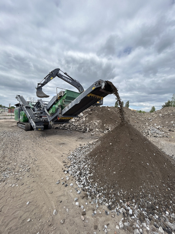 McCloskey J3CR - Trituradora de mandíbula: foto 1 McCloskey J3CR - Trituradora de mandíbula: foto 1