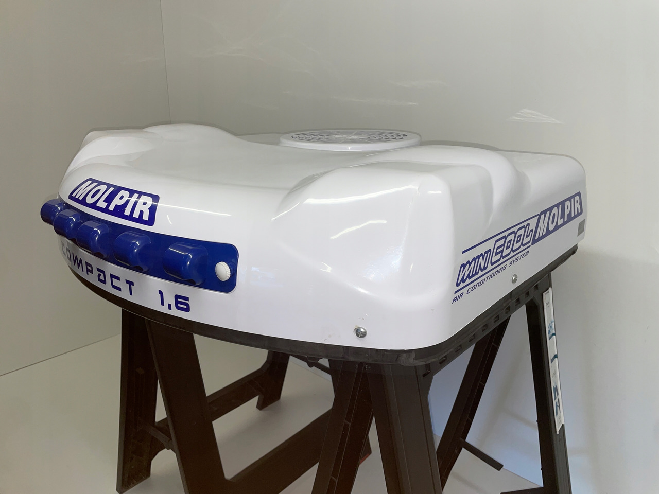 KLIMATYZACJA POSTOJOWA COMPACT 1,6 MOLPIR MAN SCANIA DAF IVECO - NOWA - - Compresor de aire acondicionado para Camión: foto 4 KLIMATYZACJA POSTOJOWA COMPACT 1,6 MOLPIR MAN SCANIA DAF IVECO - NOWA - - Compresor de aire acondicionado para Camión: foto 4