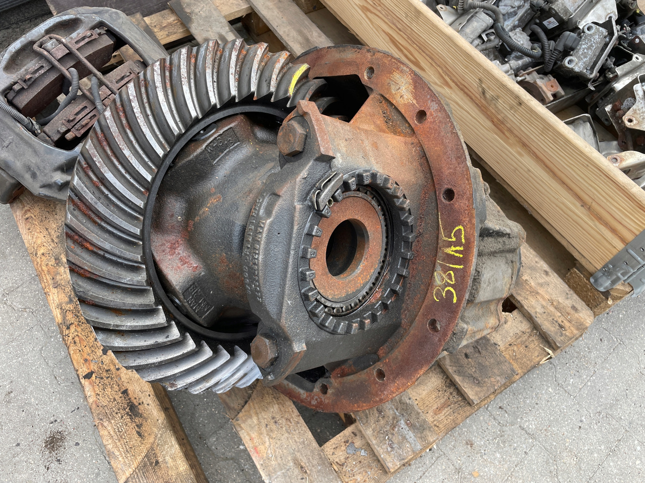 MAN TGX TGS TGA WKŁAD DYFERENCJAŁ MOSTU DYFER 38:15, 81350106301 - Eje posterior para Camión: foto 1 MAN TGX TGS TGA WKŁAD DYFERENCJAŁ MOSTU DYFER 38:15, 81350106301 - Eje posterior para Camión: foto 1