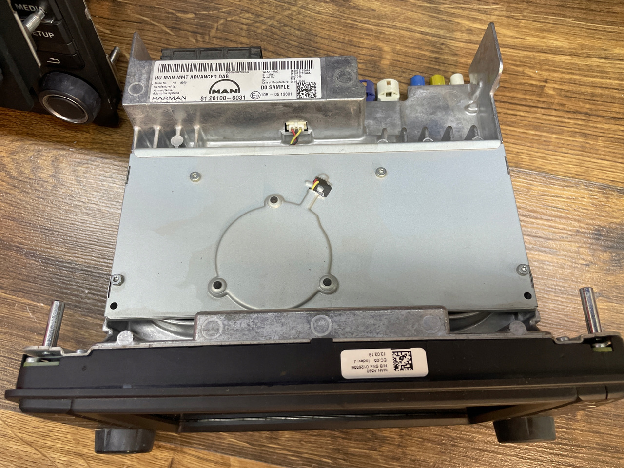 RADIO NAWIGACJA MAN TGS TGX EURO 6 81281006031 - Sistema de navegación para Camión: foto 5 RADIO NAWIGACJA MAN TGS TGX EURO 6 81281006031 - Sistema de navegación para Camión: foto 5