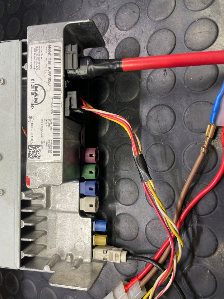 RADIO NAWIGACJA MAN TGS TGX EURO 6 81281006043 - Sistema de navegación para Camión: foto 3 RADIO NAWIGACJA MAN TGS TGX EURO 6 81281006043 - Sistema de navegación para Camión: foto 3